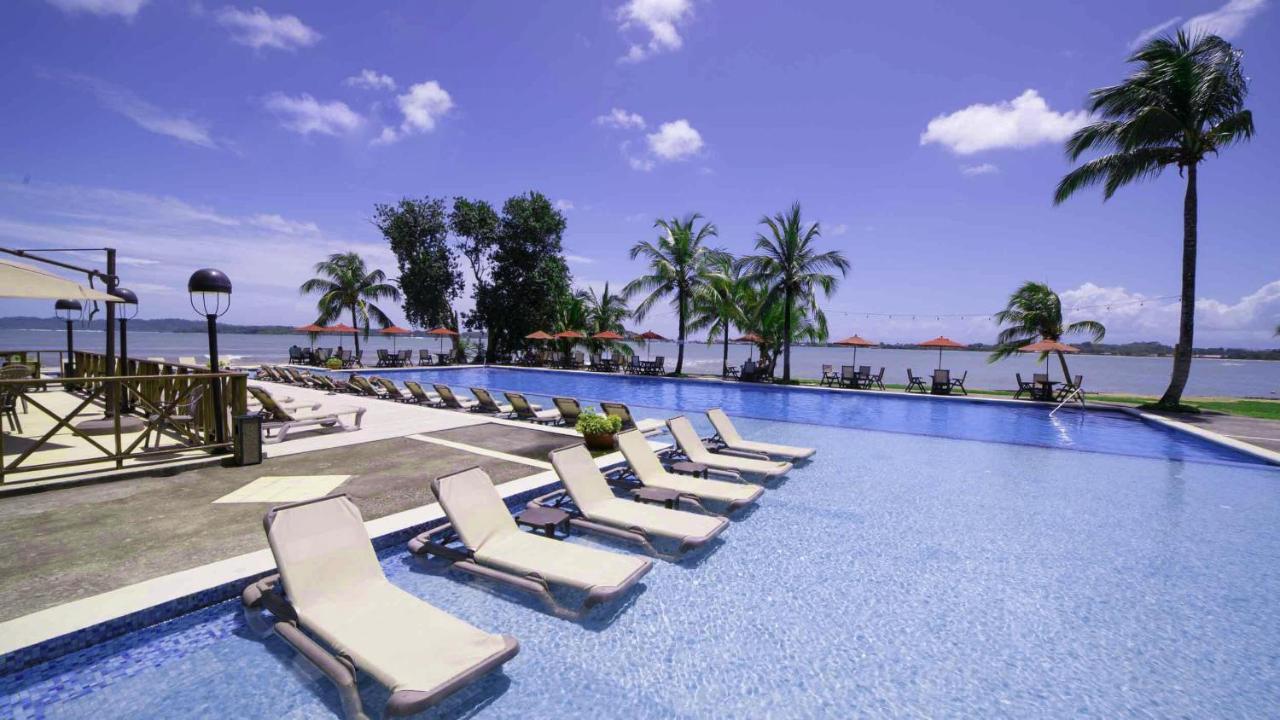 Playa Tortuga Hotel And Beach Resort Bocas Town Dış mekan fotoğraf