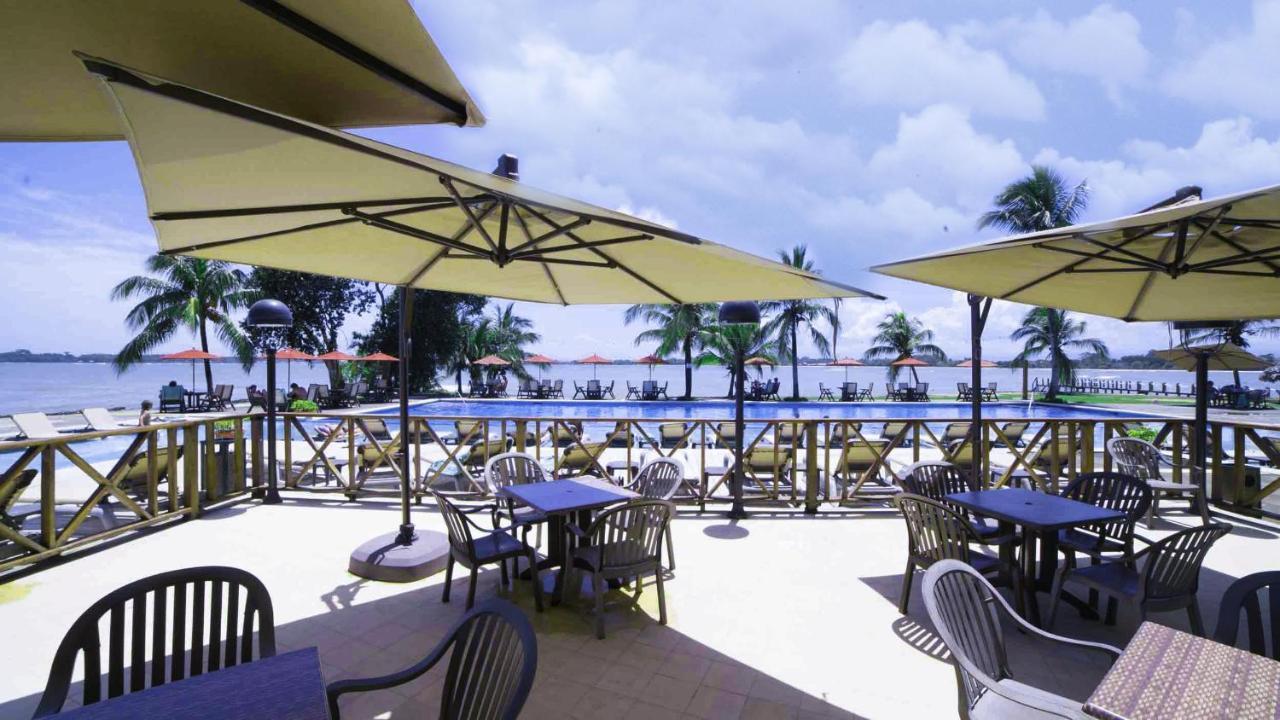 Playa Tortuga Hotel And Beach Resort Bocas Town Dış mekan fotoğraf