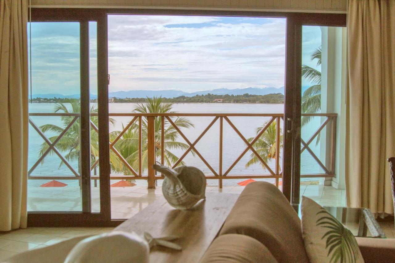 Playa Tortuga Hotel And Beach Resort Bocas Town Dış mekan fotoğraf